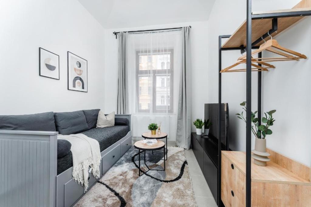 Nice Apartman In New Town Appartement *