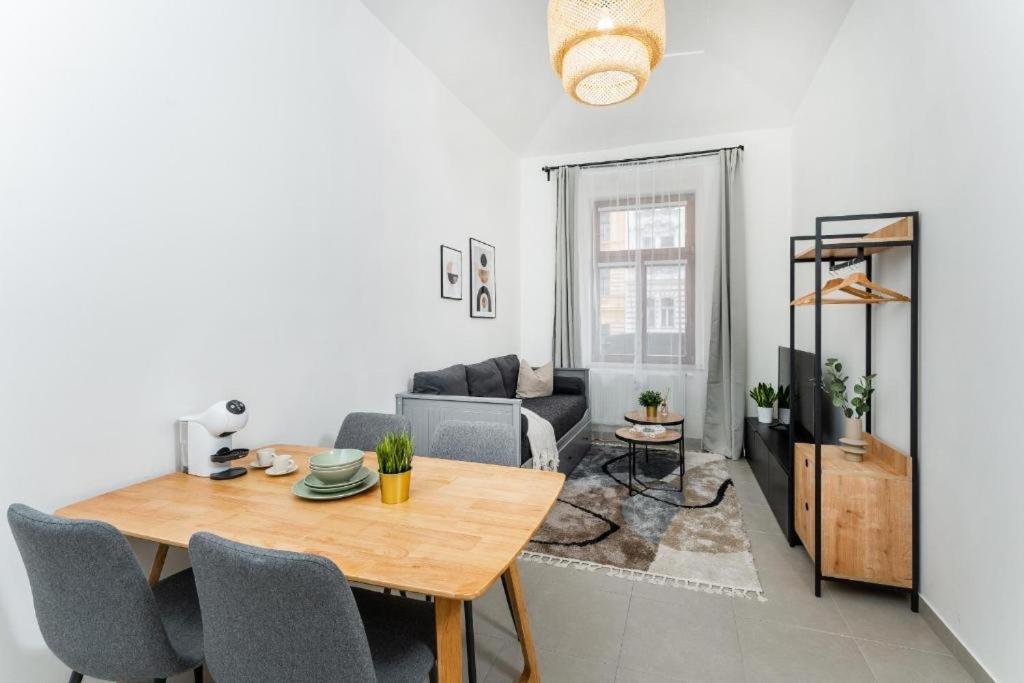 Appartement Nice Apartman In New Town